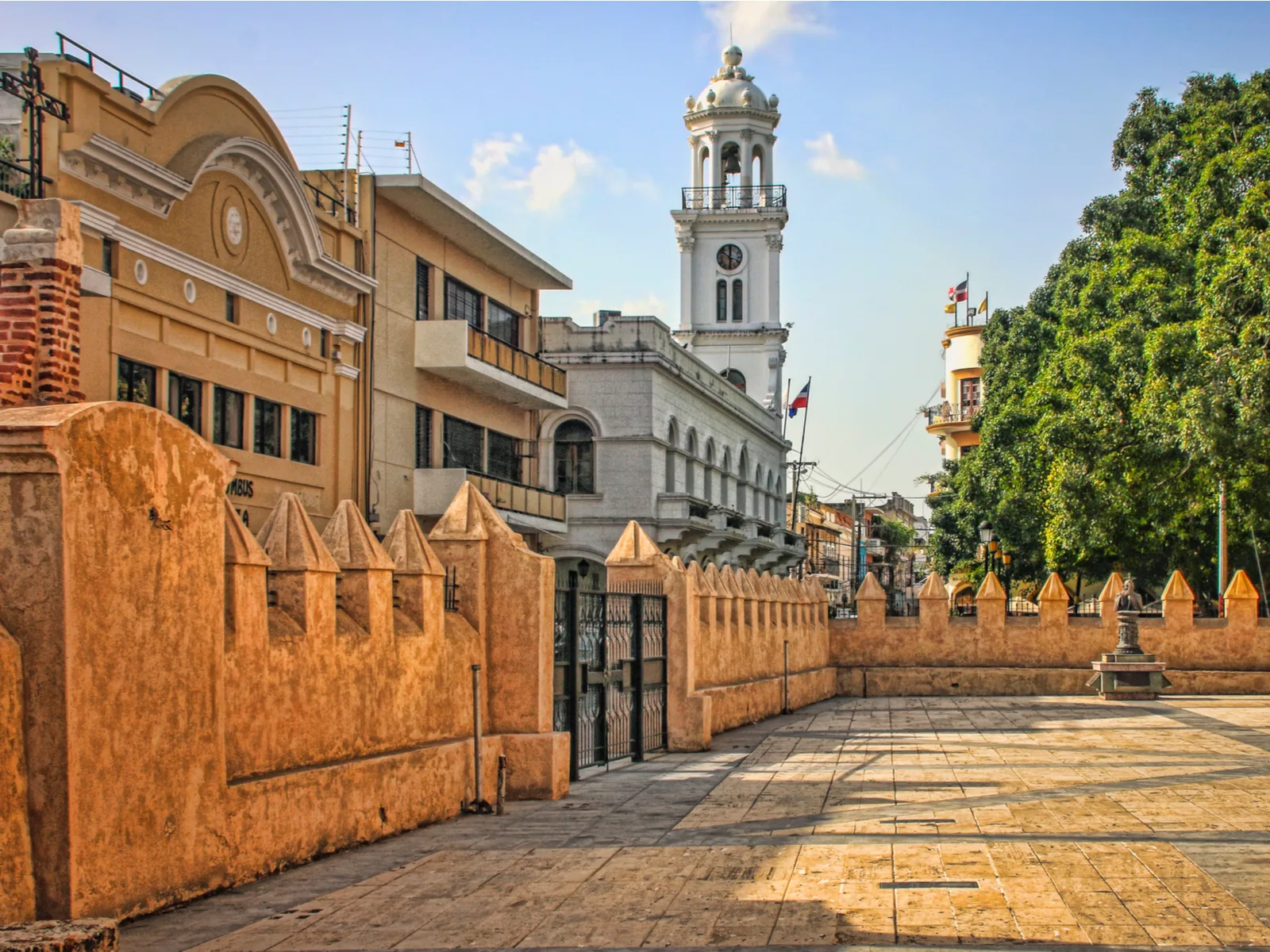 Historic plaza in one of the best places to visit in the Dominican Republic, Santa Domingo