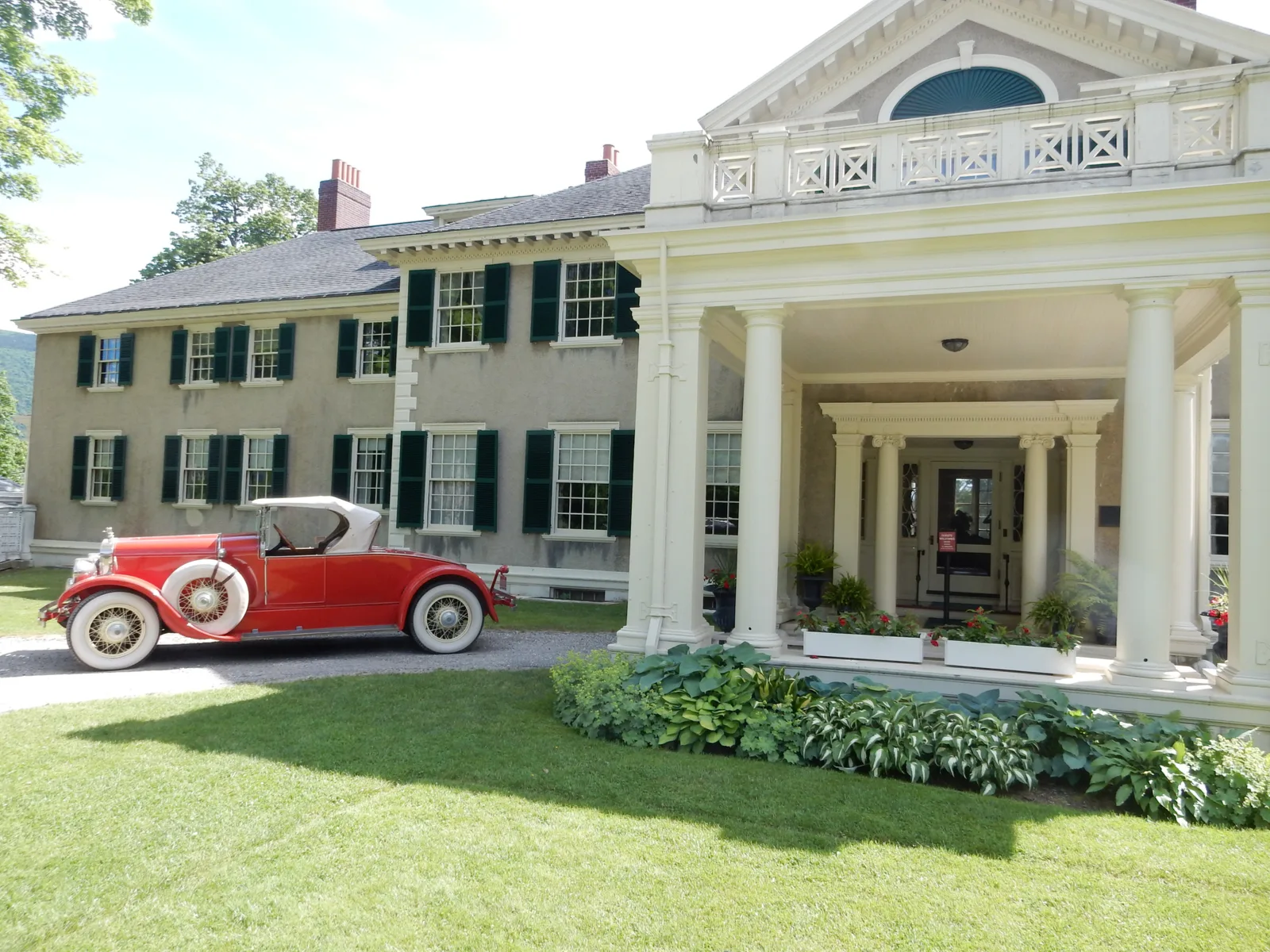 Hildine Mansion seen from the front for a piece on the best places to visit in Vermont