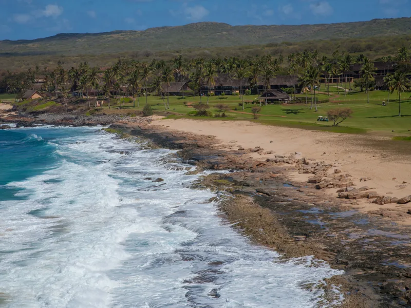 One of the best beaches in Hawaii, Papohaku Beach Park (Molokai)